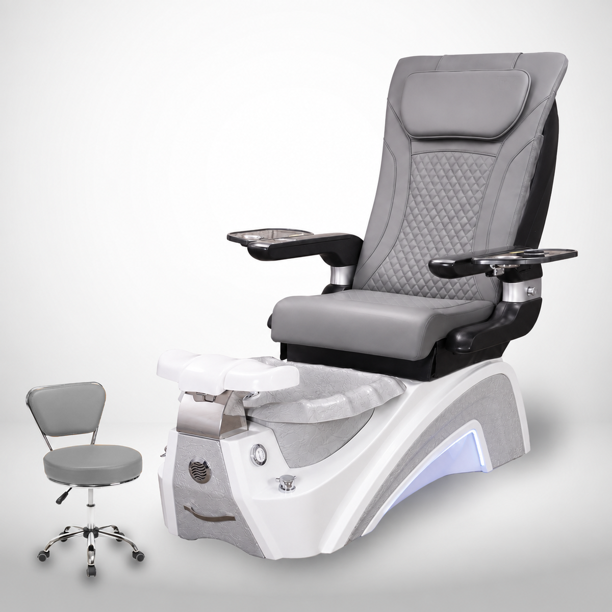 𝗩𝗲𝗻𝘂𝘀 𝗦𝗽𝗮 𝗣𝗲𝗱𝗶𝗰𝘂𝗿𝗲 𝗖𝗵𝗮𝗶𝗿 𝗪𝗵𝗶𝘁𝗲 𝗣𝗲𝗮𝗿𝗹